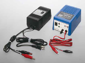 小型制御弁式鉛蓄電池用定電圧充電器